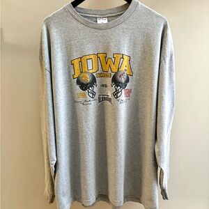Iowa Hawkeyes VTG late 90s Murina longsleeve t-shirt Alamo Bowl 2002 XL/2XL